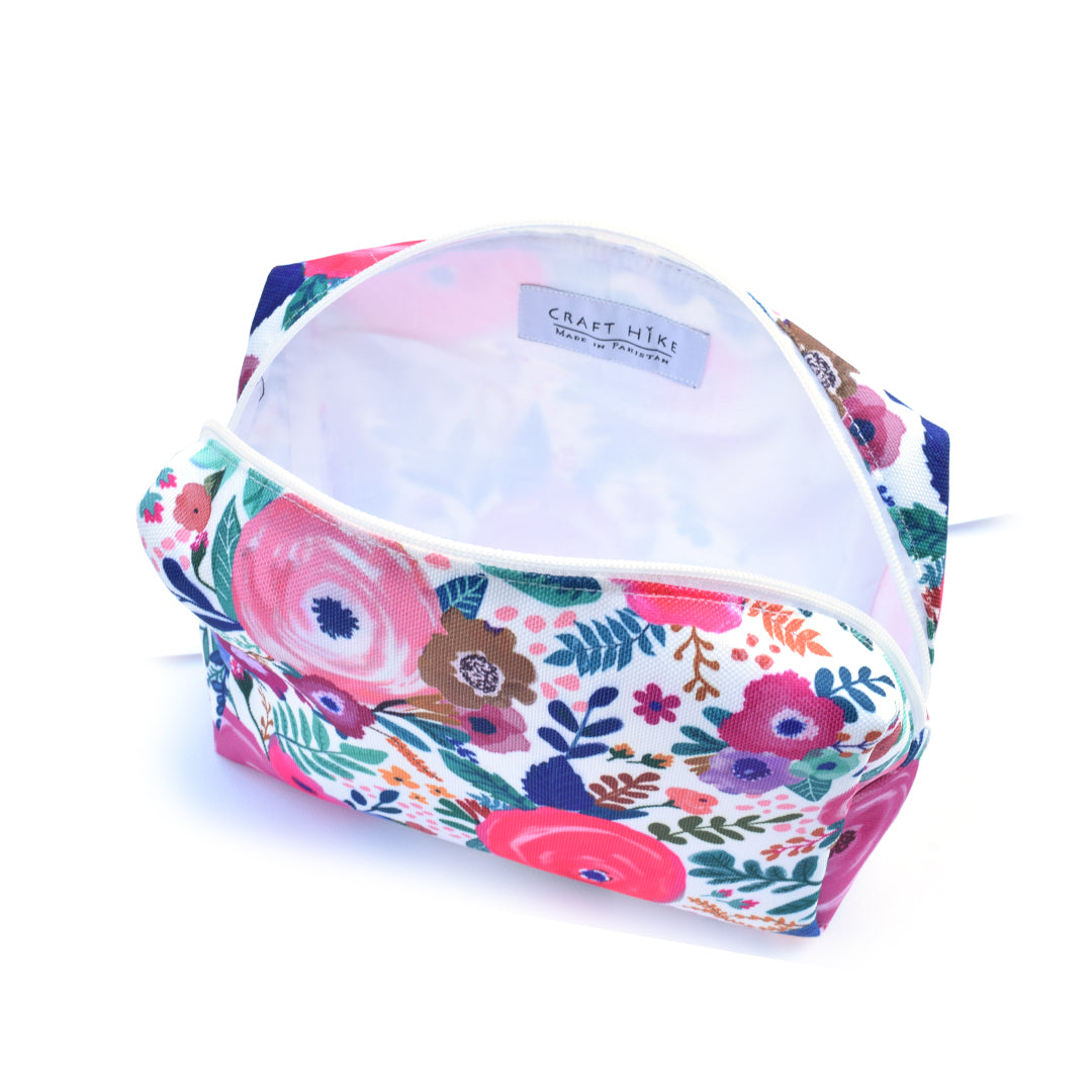 Travel Bloom Pouch