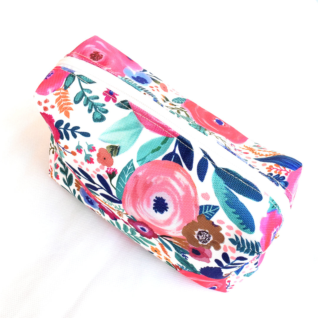 Travel Bloom Pouch