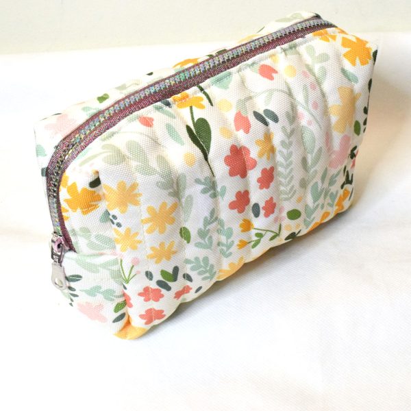 Quilted Big Cosmetic pouches - Image 9